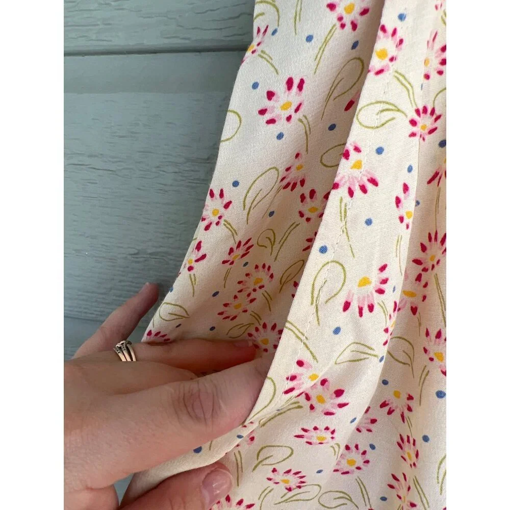 Vintage American Eagle Floral Print Mini Skirt Size 8 Faux Button Pockets